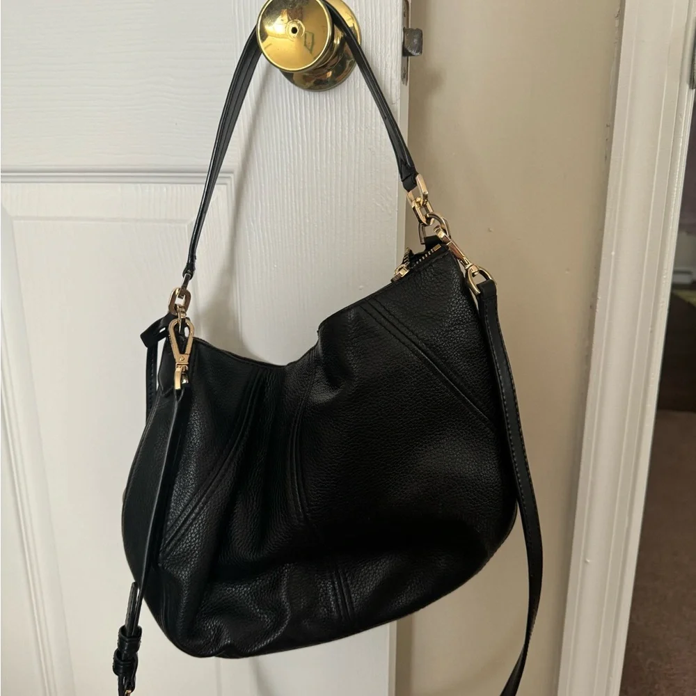 SOLD! Michael Kors Cresent Bag - Picture 3 of 5